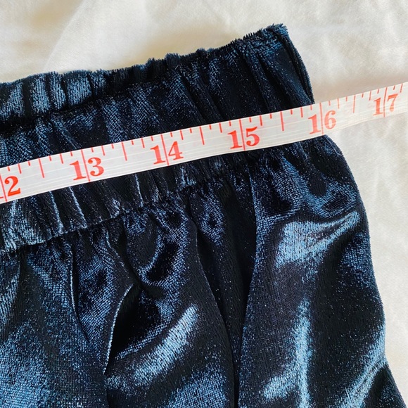 Navy Velvet Off the Shoulder Top - Picture 5 of 6